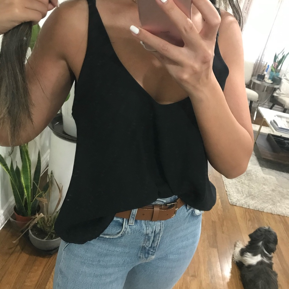 Black top - Picture 4 of 6